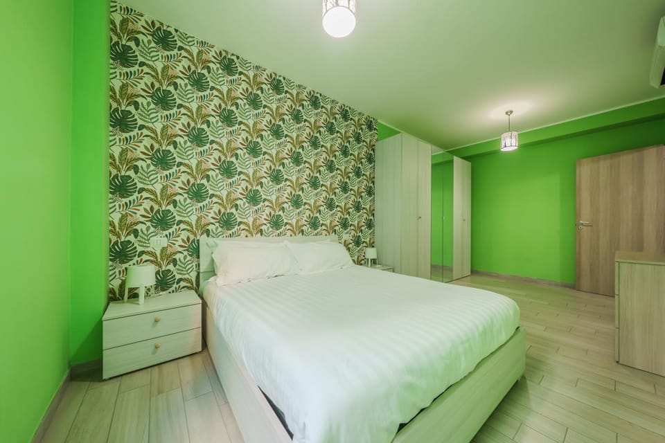 Bed, Photo of the whole room, Bedroom, towels, wardrobe
