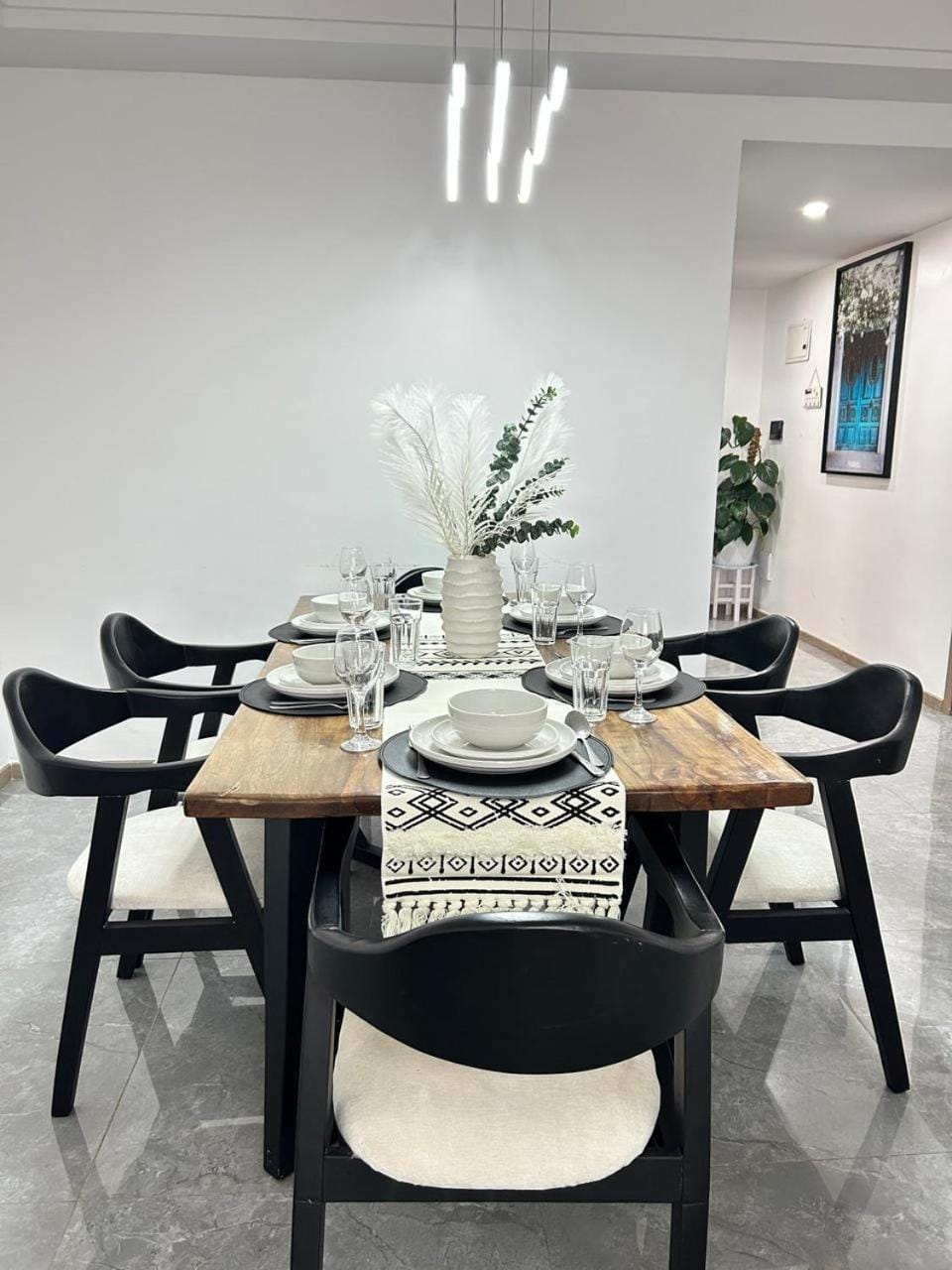The comfort executive loft three bedroom apartment with amazing breathtaking city views , swimming pool ,gym ,private ample parking space with designated child playground area Apartment in Nairobi