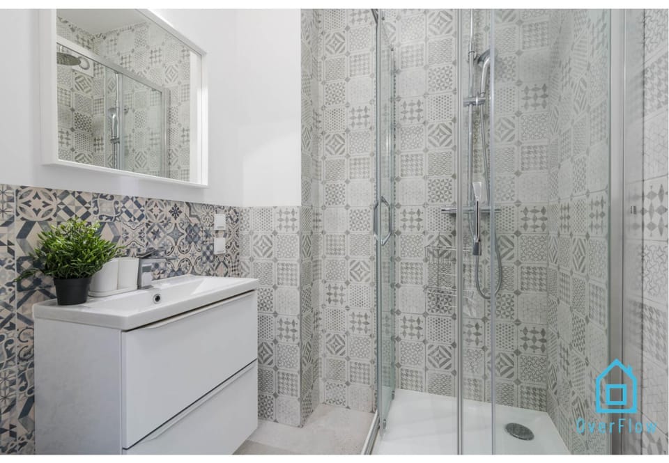 Uranus Room - 15 min to Old Town Gdansk Vacation rental in Gdansk