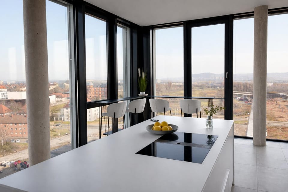 Kitchen or kitchenette, kitchen