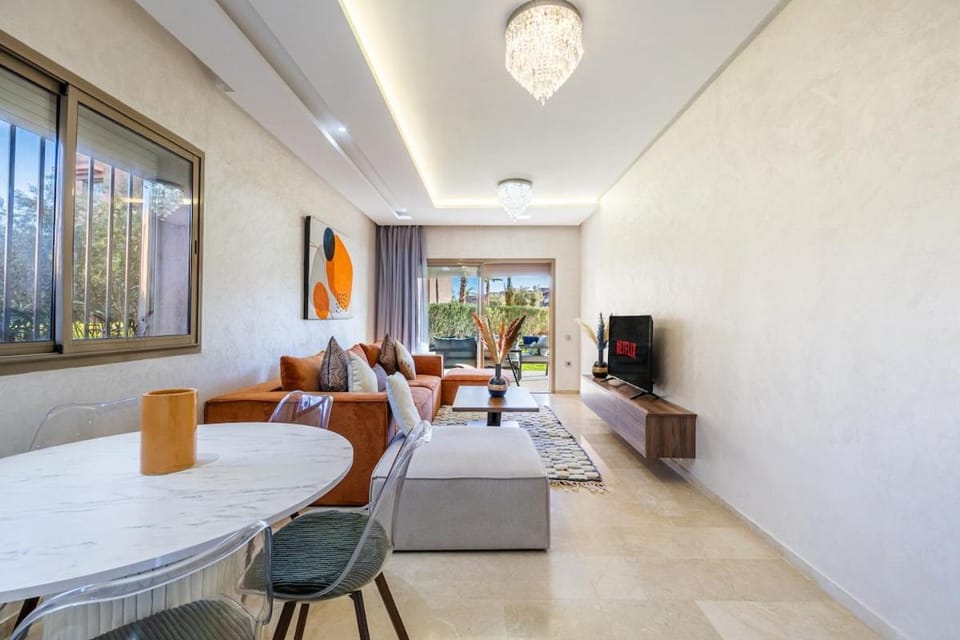 Familial appt-Prestigia- 2BR-Pool-Free parking Apartment in Marrakesh