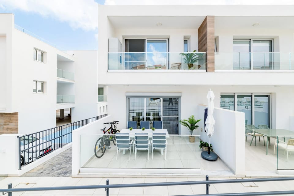 Rons House House in Paralimni