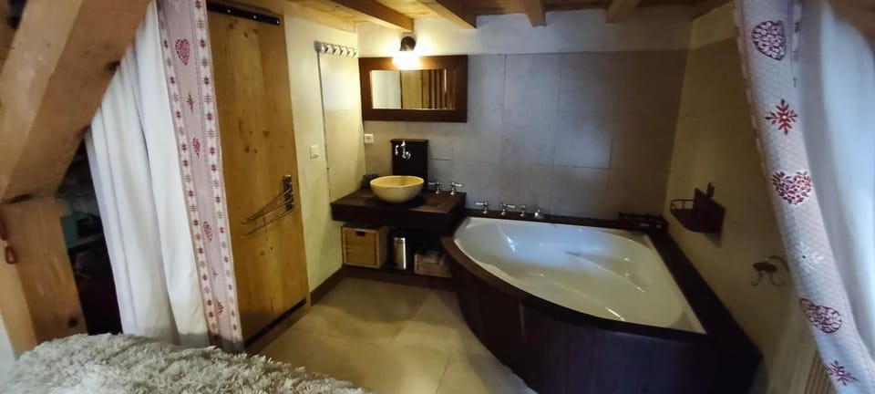 Vaste studio 6 couchages Apartment in Provence-Alpes-Côte d'Azur
