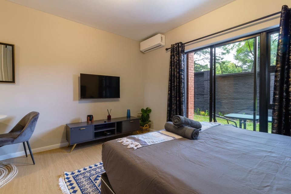 #Alimama Spaces Akaru on Berkeley Apartment in Sandton