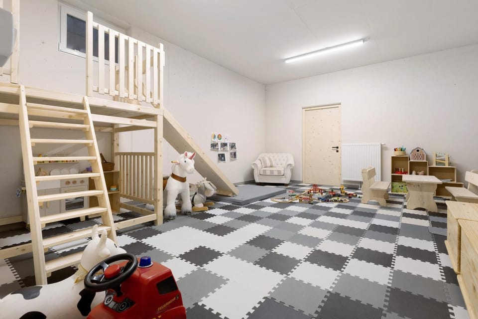Property building, Living room