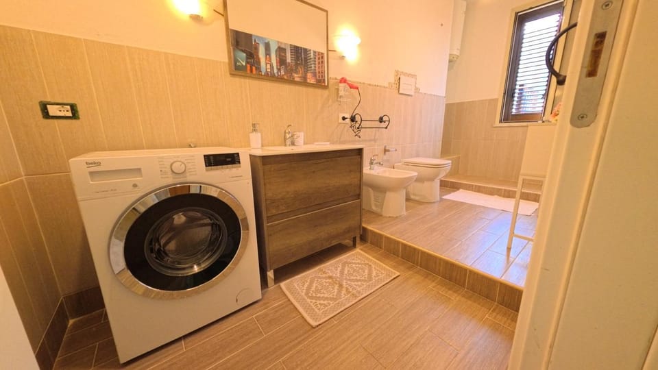 Shower, Toilet, Bathroom, bidet, washing machine