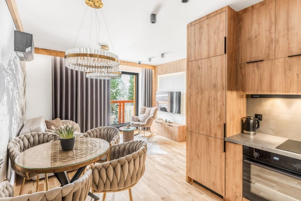 Kitchen or kitchenette, Living room, Dining area