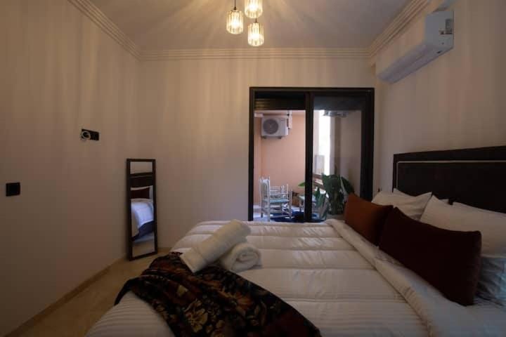 Modern Oasis in Heart of Guéliz Pool Balcony Apartment in Marrakesh