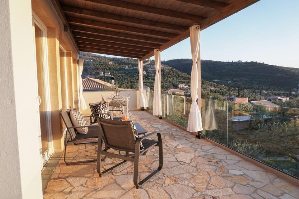 Philia-Modern Living with Panoramic Sea View House in Messenia