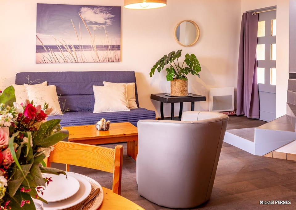 REF 302 Larmor Plage 3 longère type 3 avec jardin House in Finistere