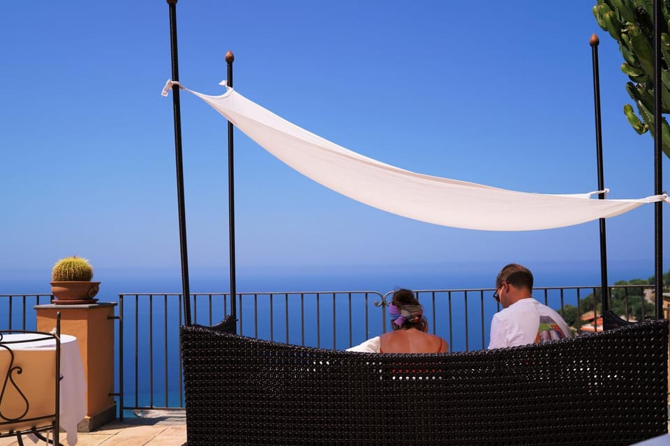 View (from property/room), Balcony/Terrace, Sea view