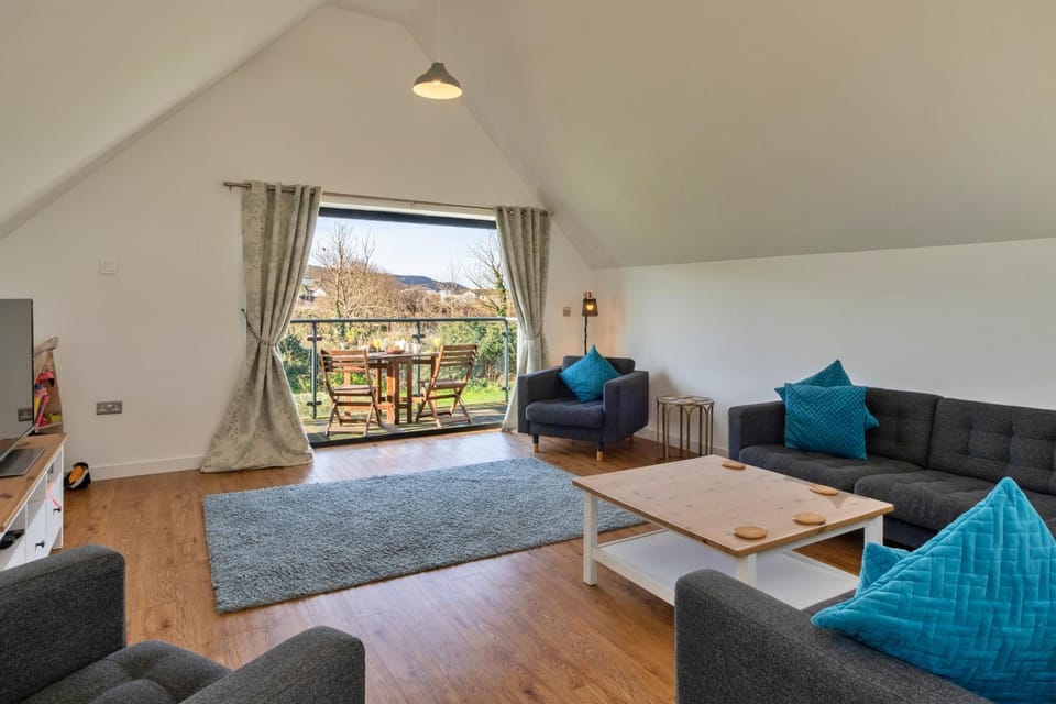 Communal lounge/ TV room, Living room