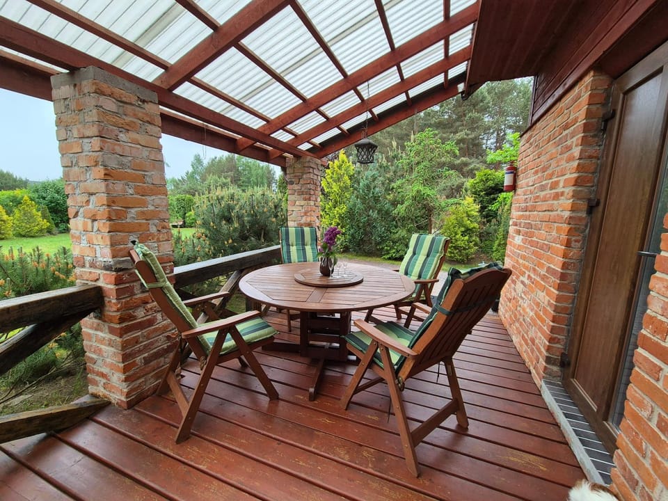 Patio, Spring, Day, Natural landscape, Garden, View (from property/room), Balcony/Terrace, Balcony/Terrace, Dining area, Garden view, Inner courtyard view