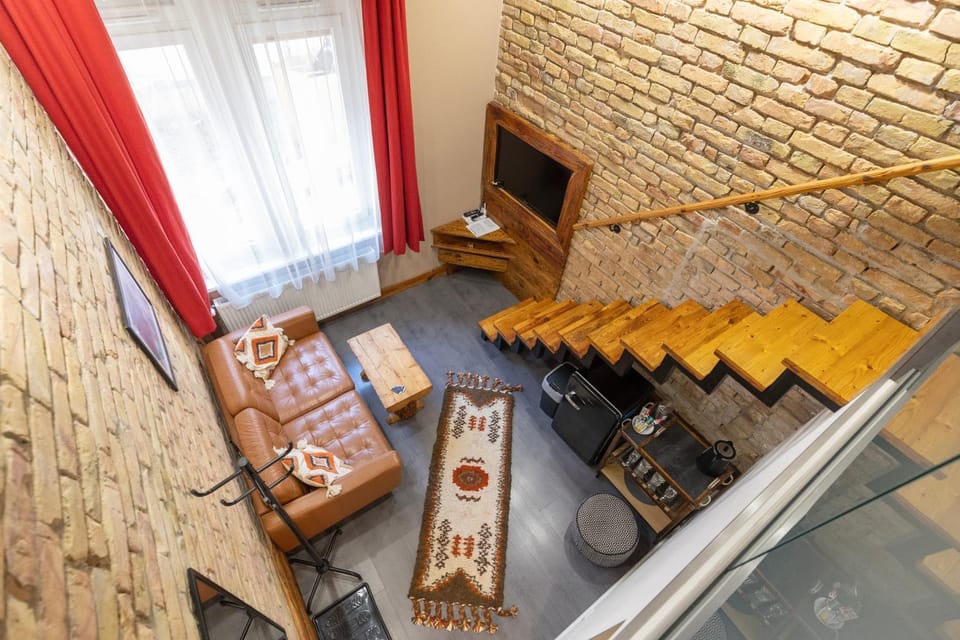 TV and multimedia, Photo of the whole room