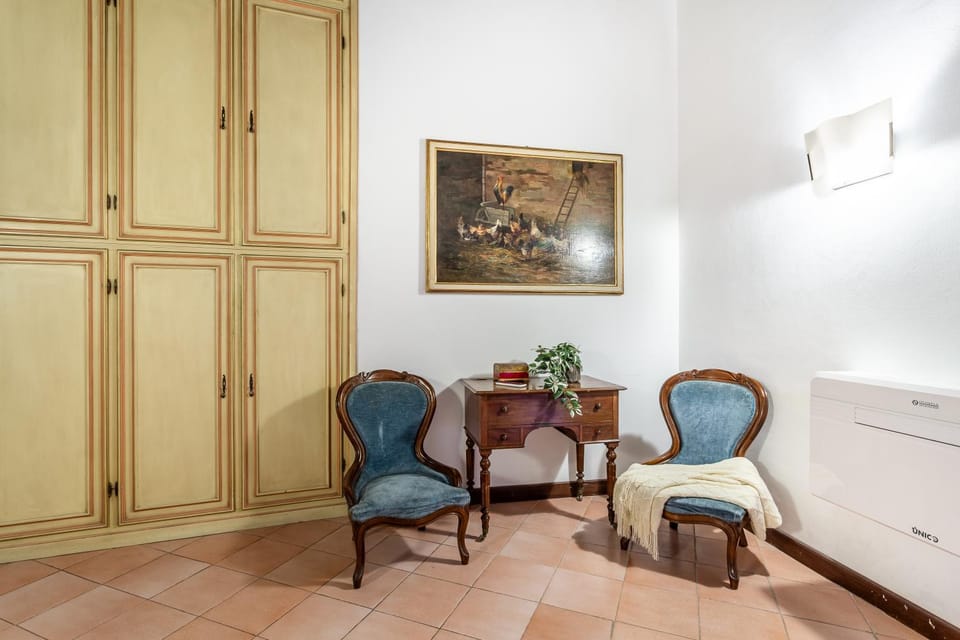 Bedroom, wardrobe