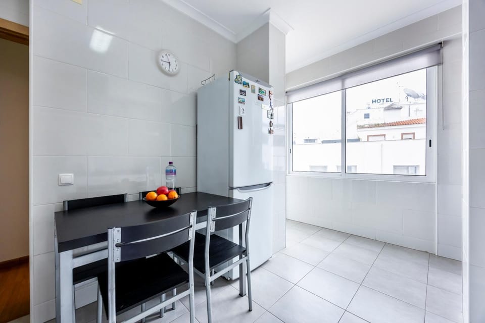 Property building, Kitchen or kitchenette, Living room