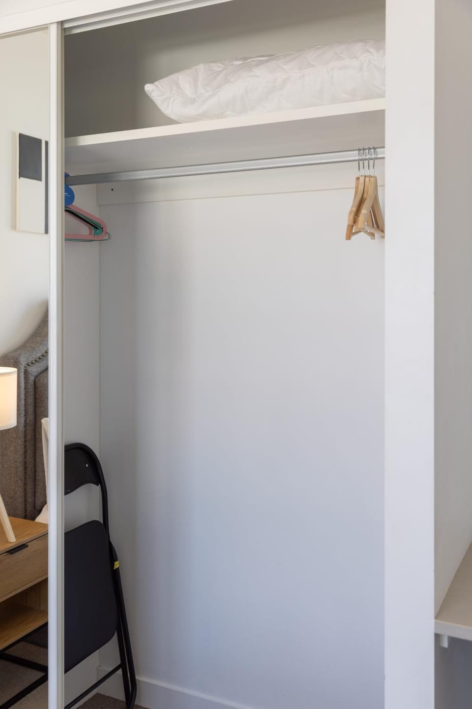 The Ukiyo Suite Valley 2BR FREE Parking & Pool Apartment in Brisbane