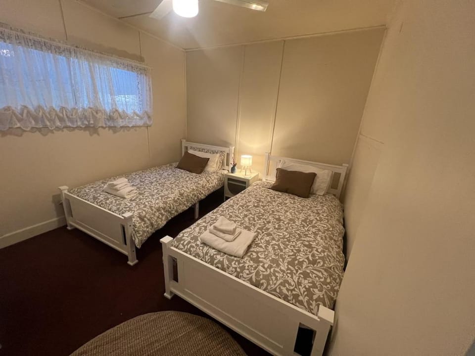 Cosy Heritage Cottage House in Ararat