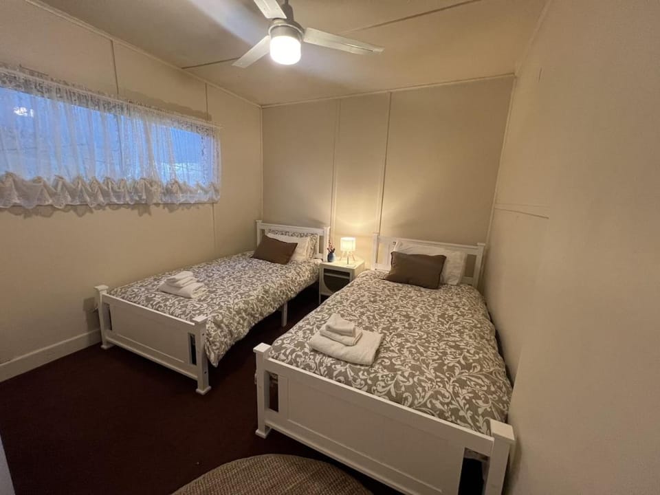 Cosy Heritage Cottage House in Ararat