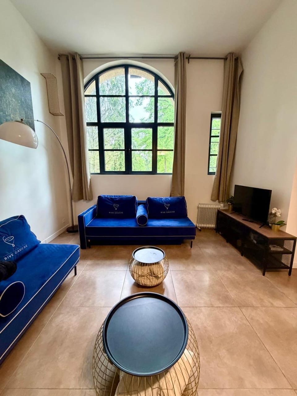 Charmant appartement mezzanine à Barbizon Idéal pour 6 personnes Apartment in Barbizon