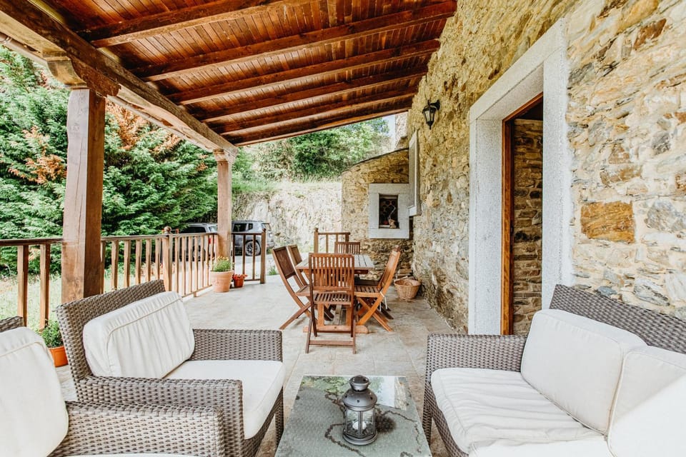 Off site, Balcony/Terrace