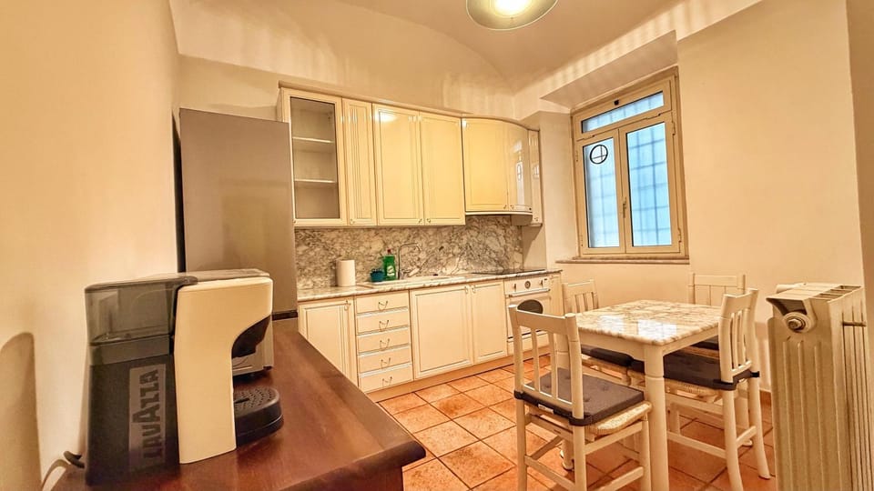 Domus San Giovanni at Colosseum Apartment in Rome