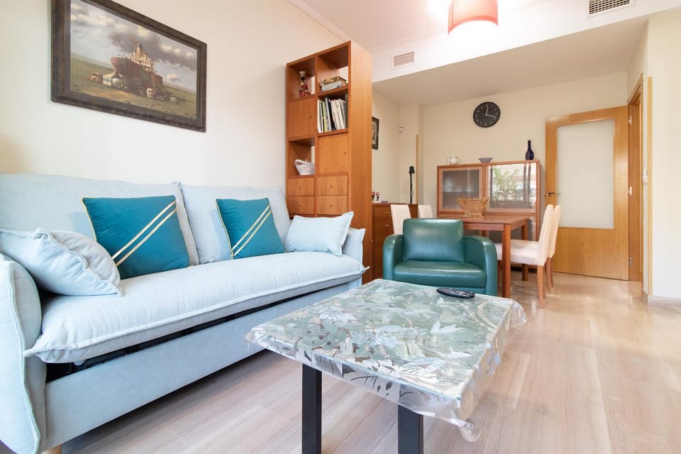 Communal lounge/ TV room, Living room