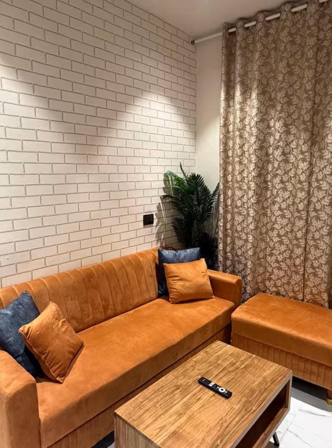 1Bhk Serviced Apartments by Abhibha Stays near Apollo Hospital Apartment in Maharashtra