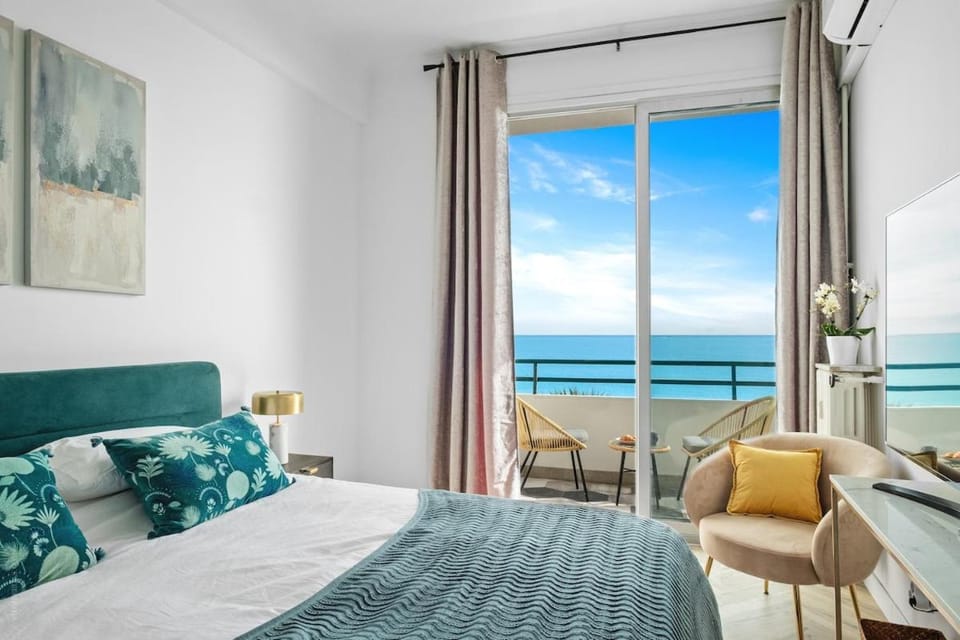 Baie des Anges Apartment in Nice