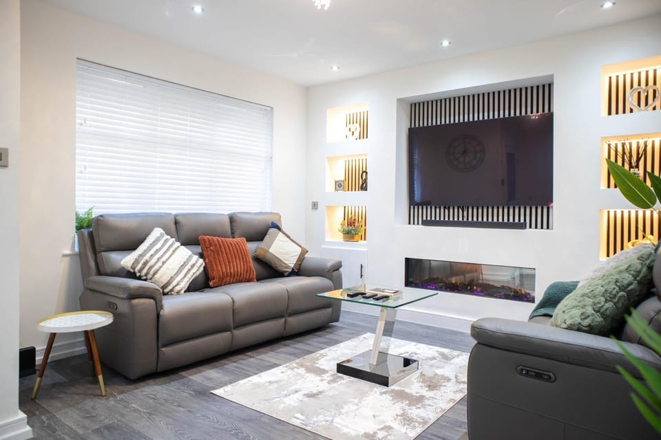 TV and multimedia, Living room, Seating area