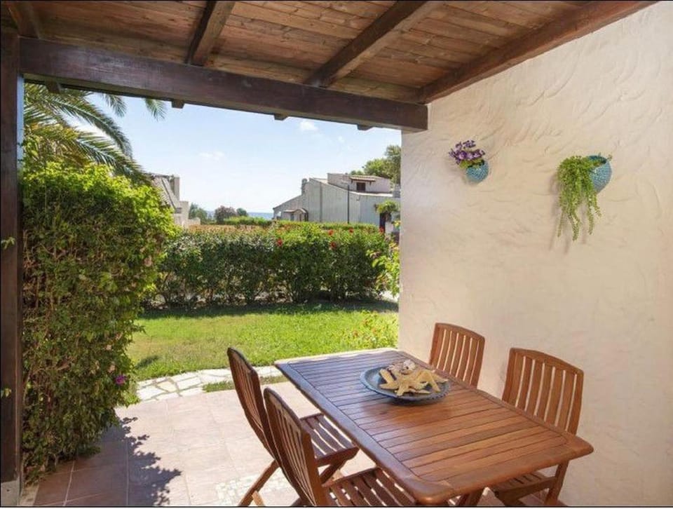 Property building, Patio