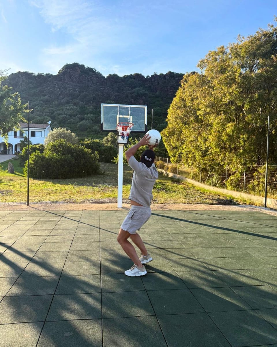 Nearby landmark, Sports