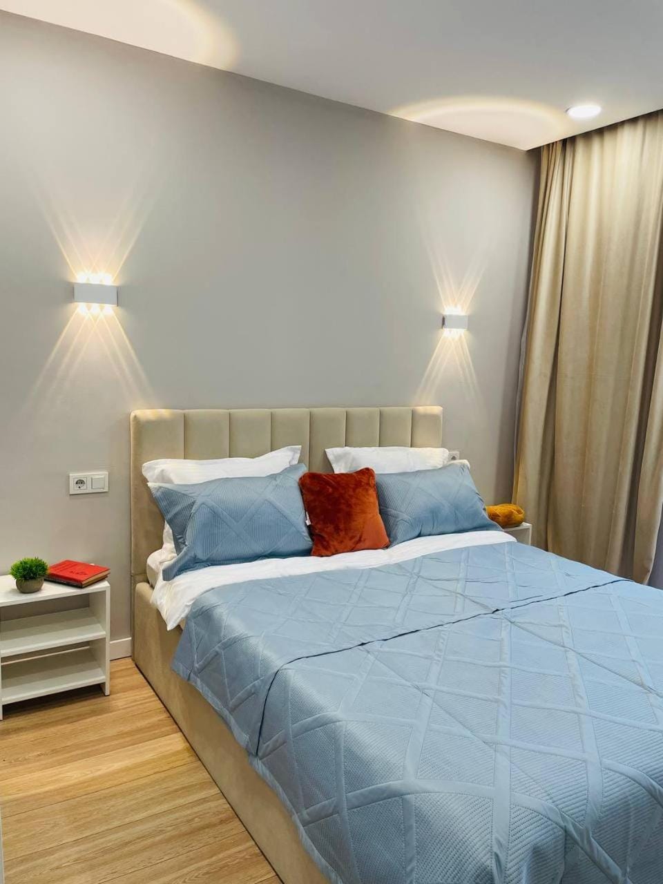 Bed, Bedroom