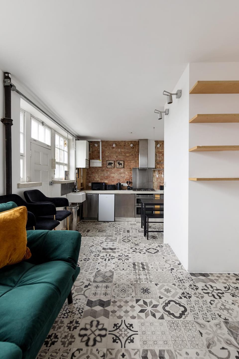 Living room, Seating area