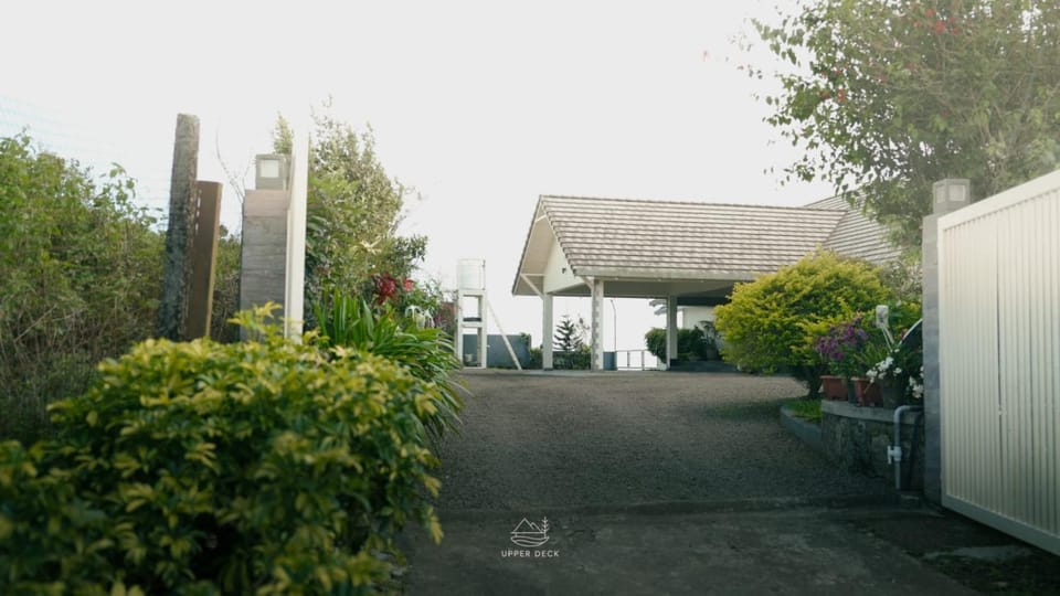Facade/entrance, Garden, Garden view, Parking
