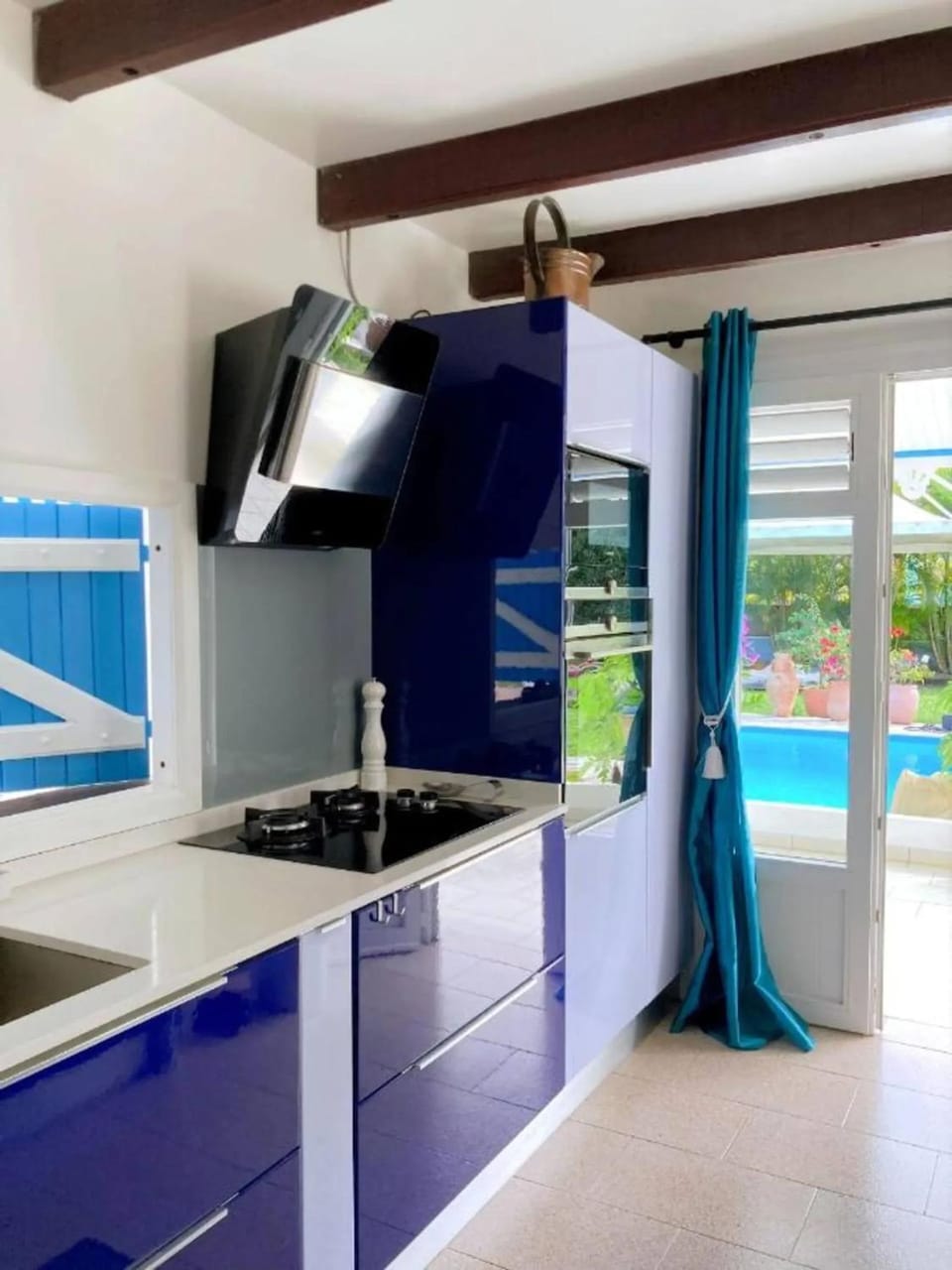 Villa avec piscine privée à Ducos, 200 m² Villa in Martinique