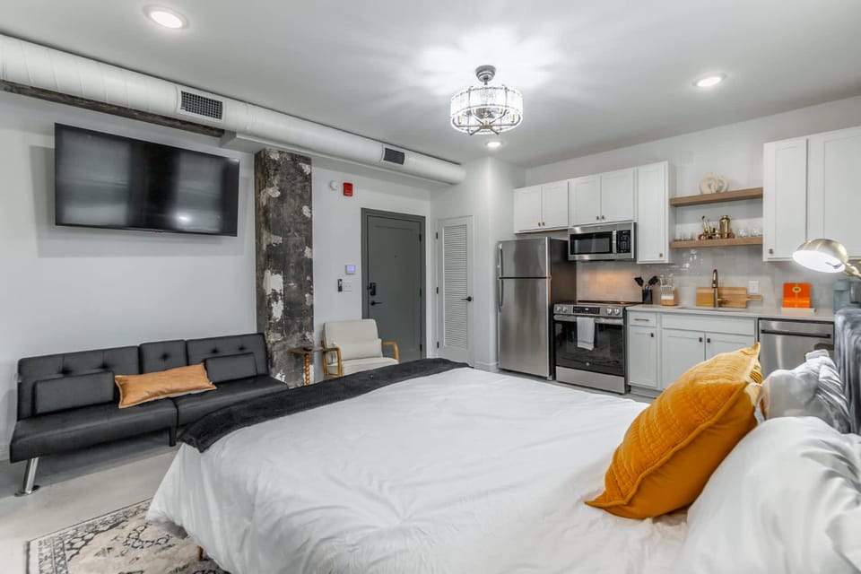 Bed, TV and multimedia, Coffee/tea facilities, Kitchen or kitchenette, Photo of the whole room, Seating area, dishwasher, oven, pet friendly, stove