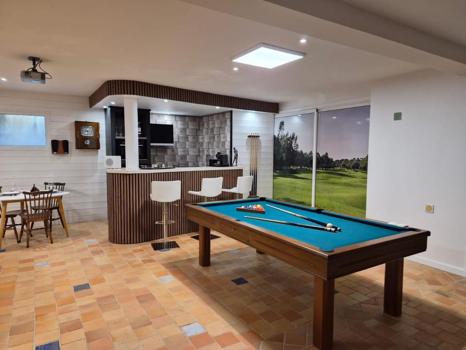 Billiard
