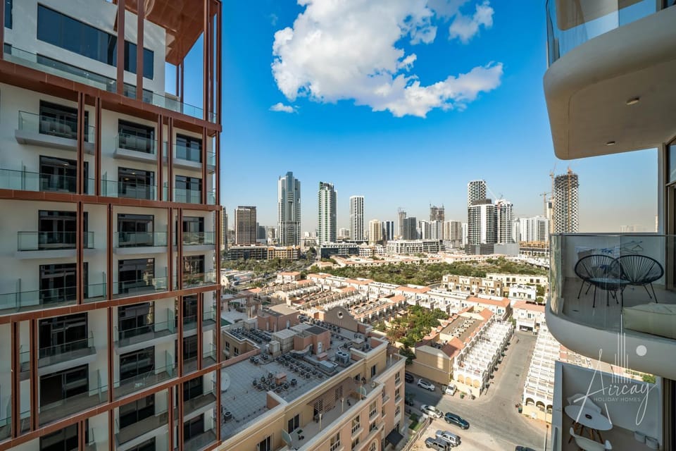 Modern Japandi 1BR Rooftop Infinity Pool & Views Apartment in Dubai