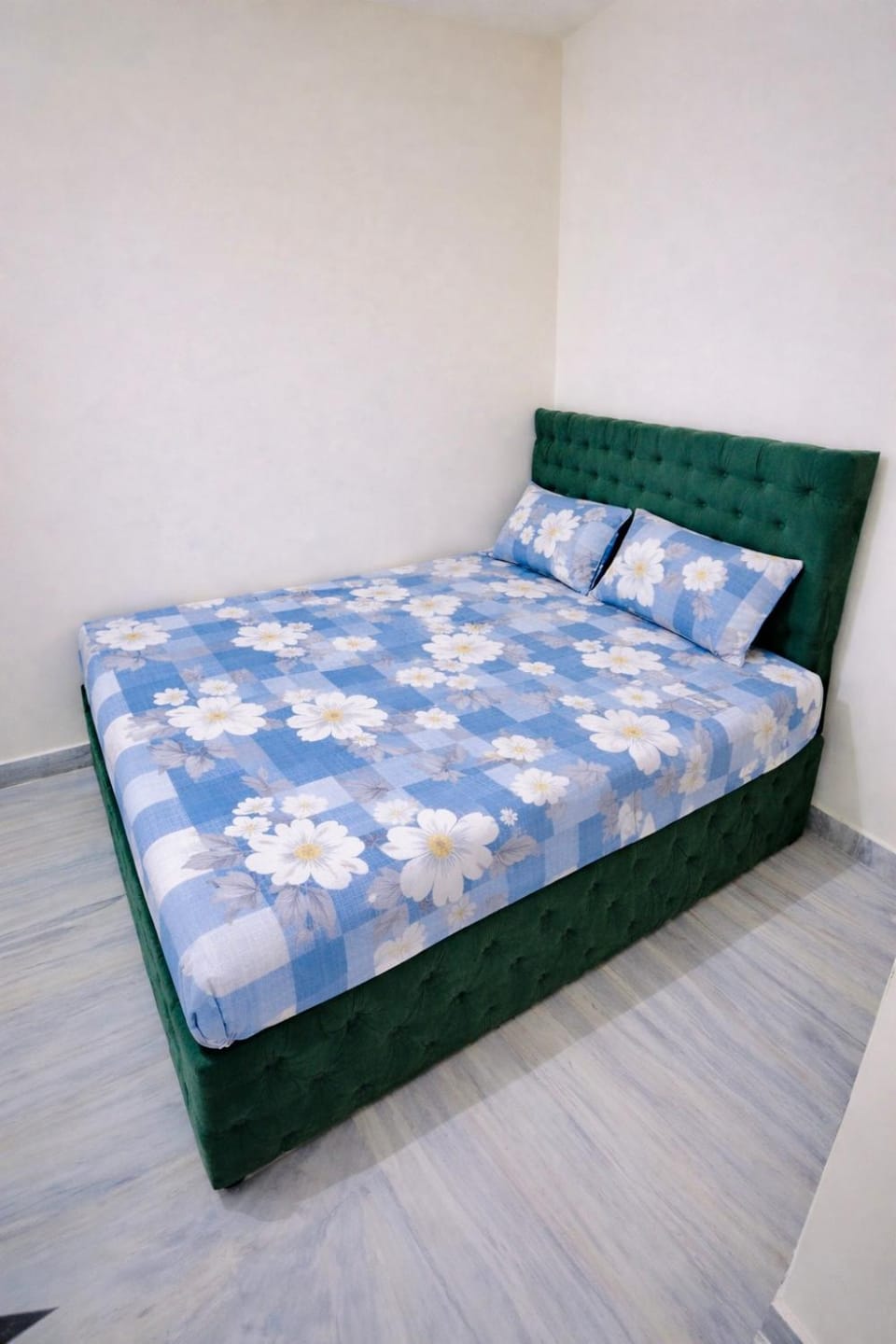 Le Comfort Apartment in New Delhi