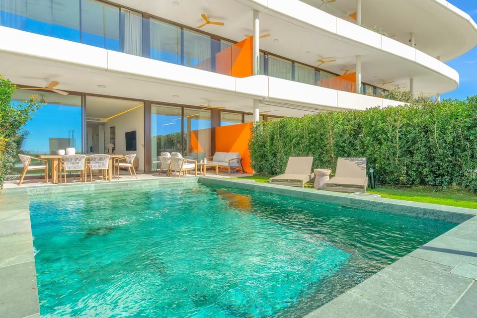 Garden, Balcony/Terrace, Swimming pool