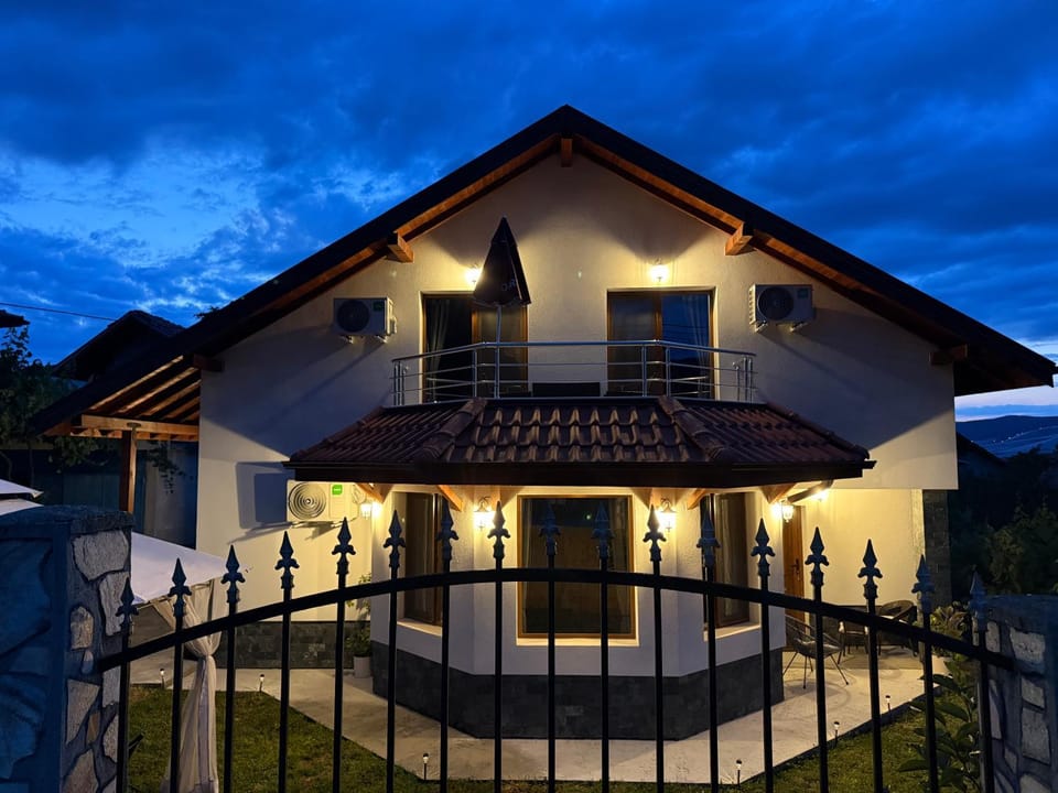 Bianca Guest House Sapareva banya House in Bulgaria