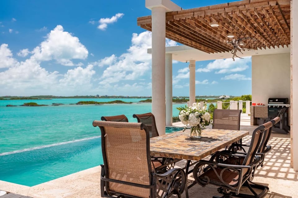 Caicos Cays 5BR Waterfront w Kayaks Infinity Pool Dock & Hot Tub Villa in Turks and Caicos Islands