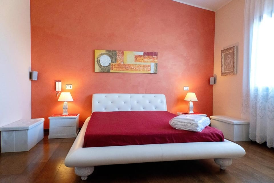 Living room, Bedroom