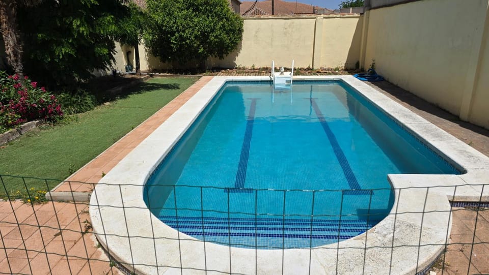 Patio, Swimming pool