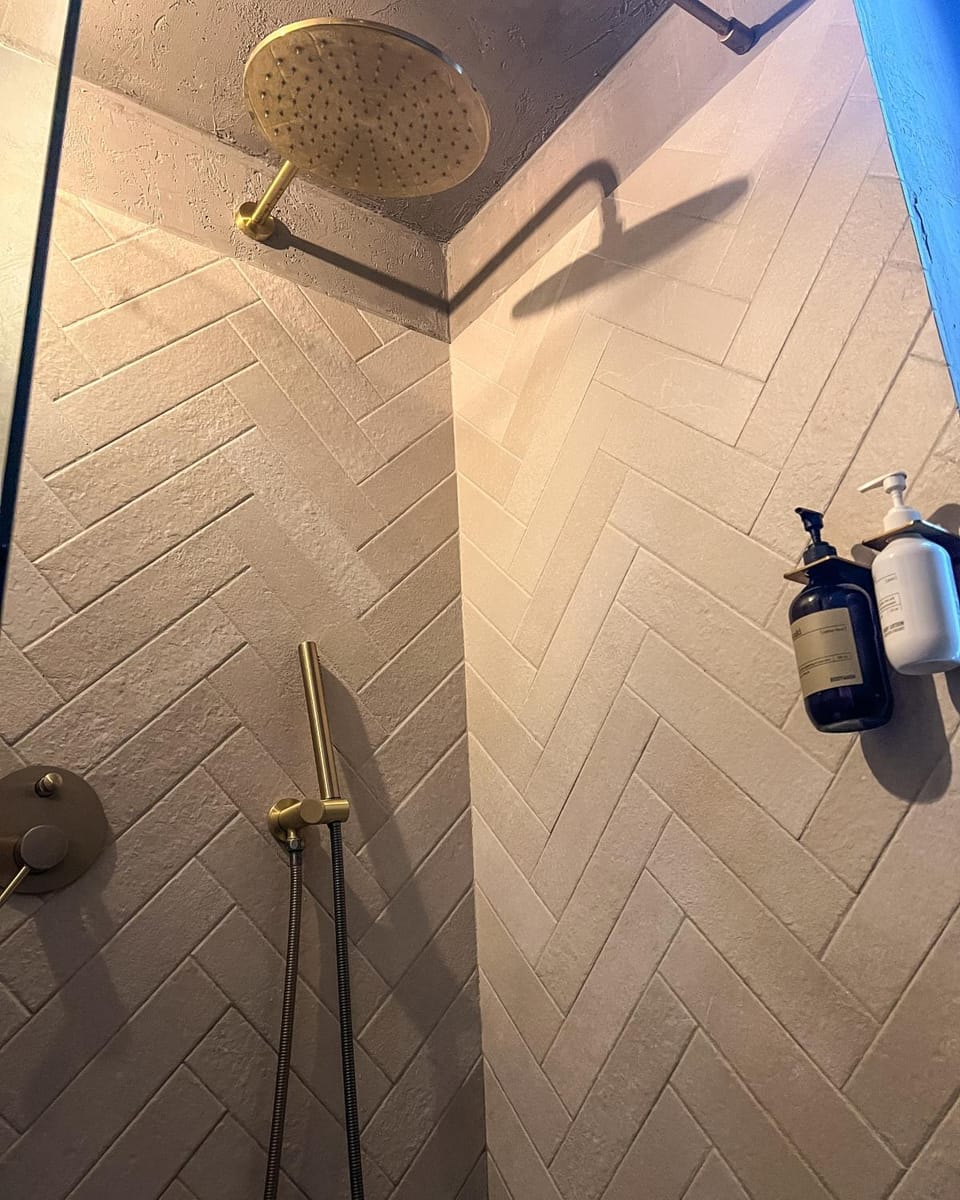70sqm Creative Design Apartment in Berlin city center - 3 rooms - balcony - walk in shower - design kitchen Apartment in Berlin