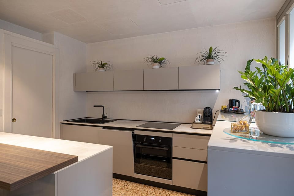 Kitchen or kitchenette, stove