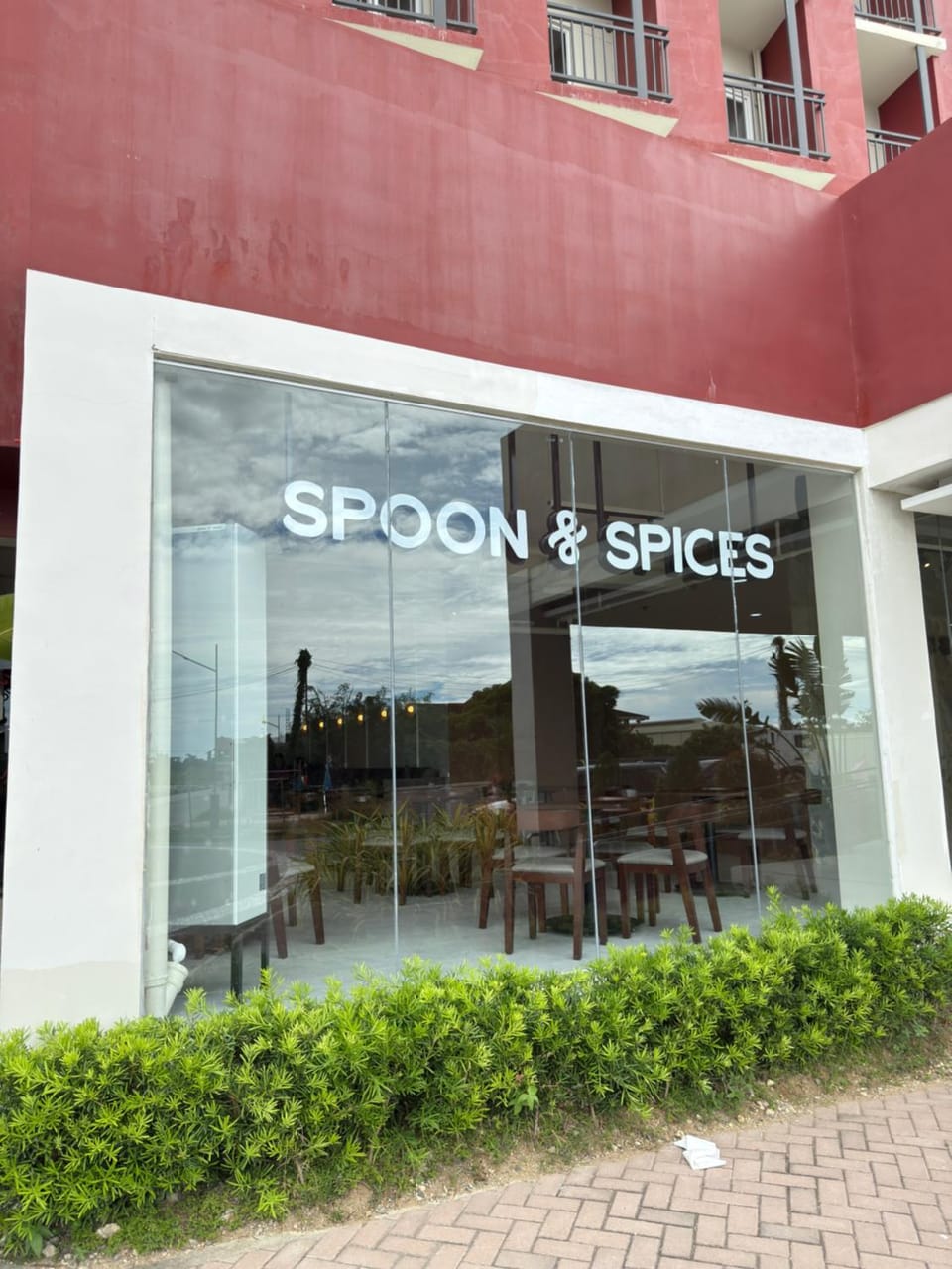 Restaurant/places to eat, Restaurant/places to eat