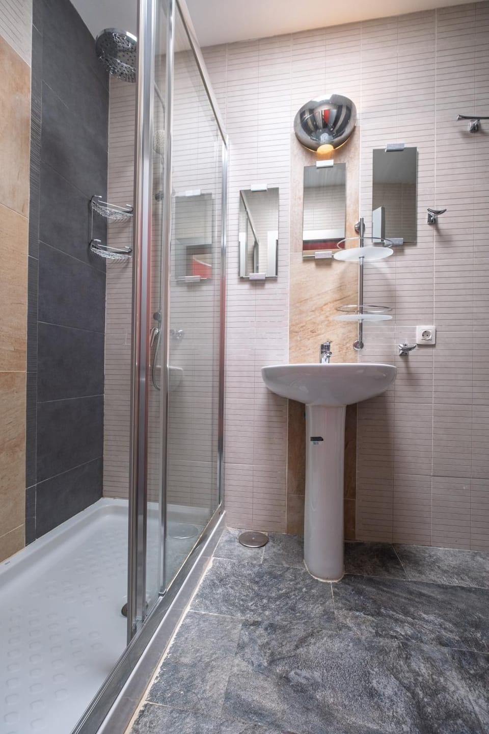 Bathroom, Living room