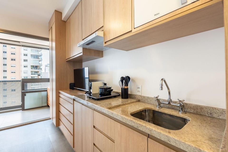 Full Studio in Pinheiros - C1106 House in Sao Paulo City